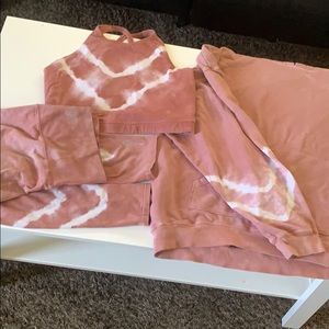 Leggings, hoodie, sports bra combo